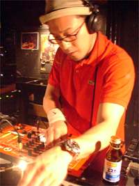 DJ